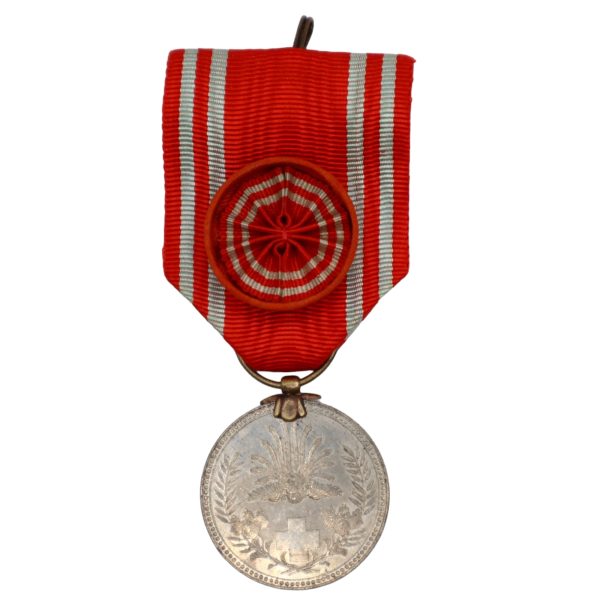 red-cross-japan-medal-with-box-rozet