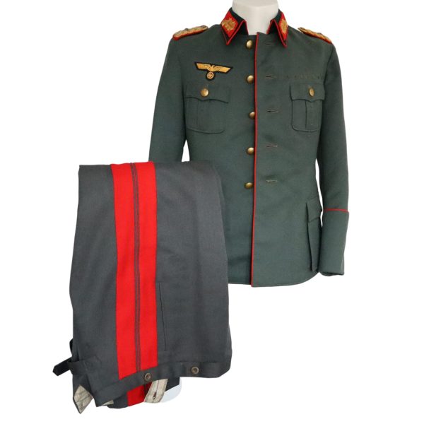 wehrmacht (heer) general's tunic & trousers front photo
