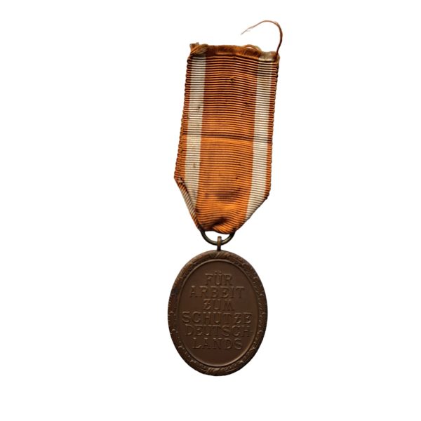 westwall medal back