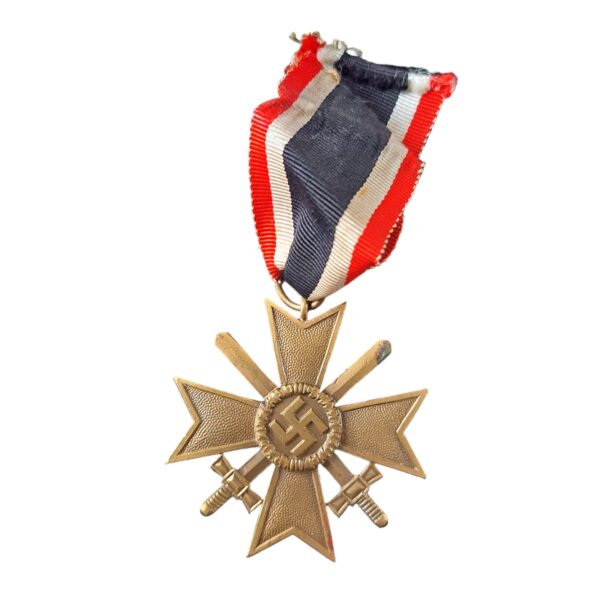kvk mit pouch medal front