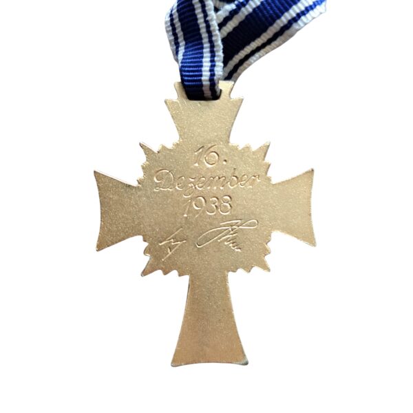 mutterkreuz im gold with box zimmermann medal