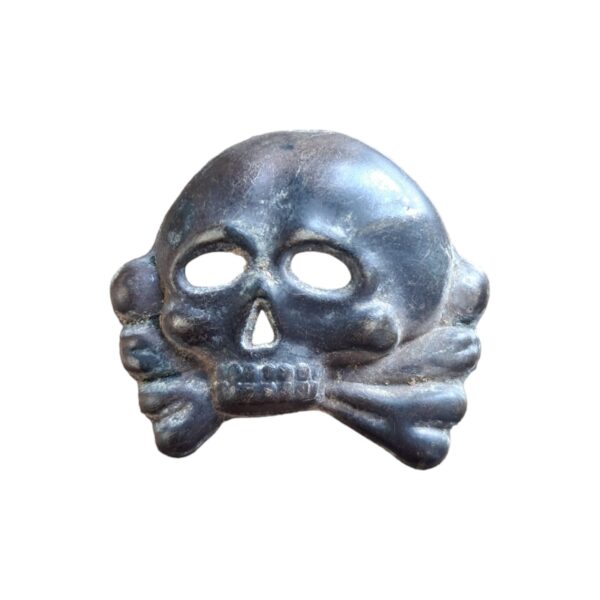 wehrmacht skull emblem