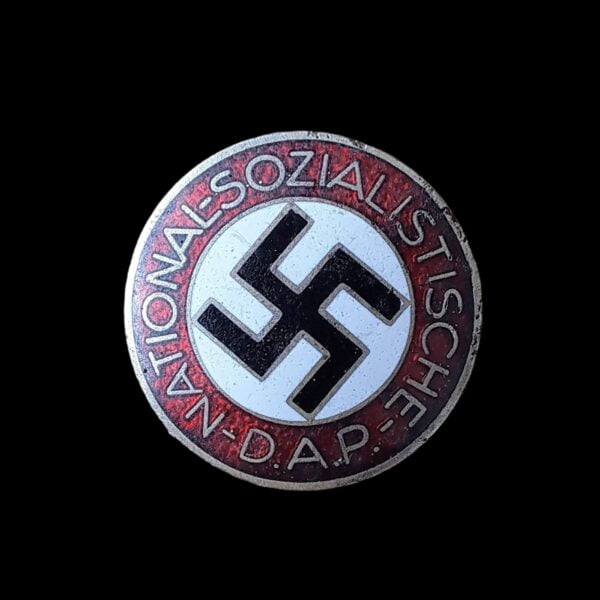 nsdap party pin m1 172 walter und henlein gablonz front black