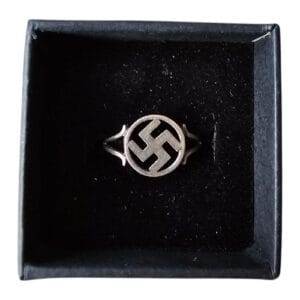 women sympatizer ring marked 800 ring