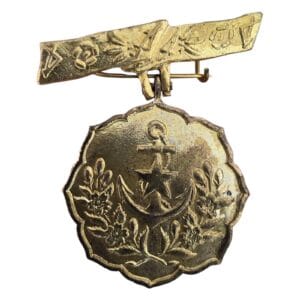 women medal gold