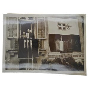 press photo mussolini speaking from the balcony